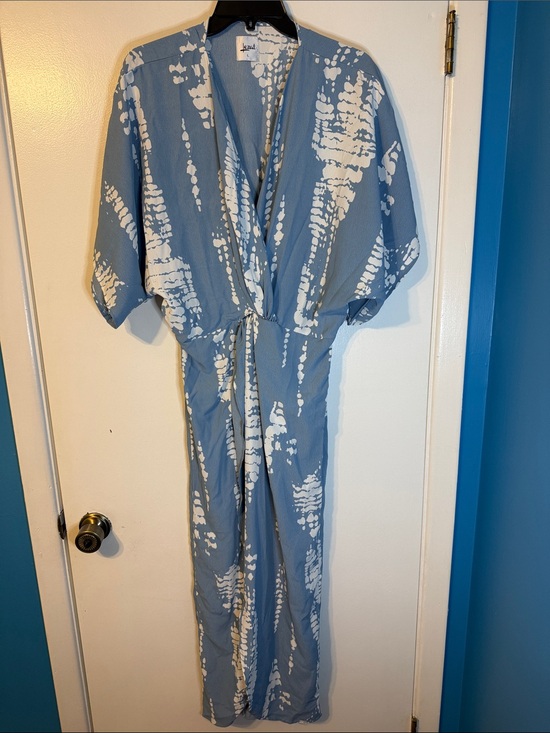 Lezat Dresses & Skirts - Lezat Light Blue & White Tie-Dye Maxi Dress size Large
